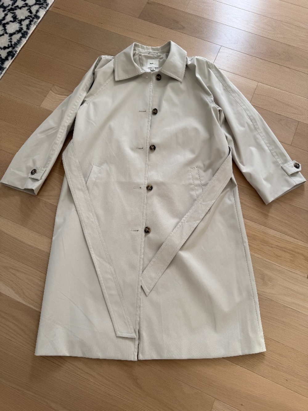 RW&CO. (Size XL/TG) Trench Coat with Belt - Beige